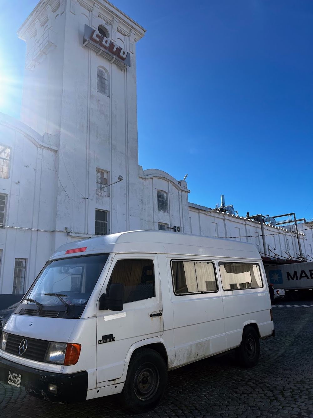 Furgón de Servicios Logísticos Rosario